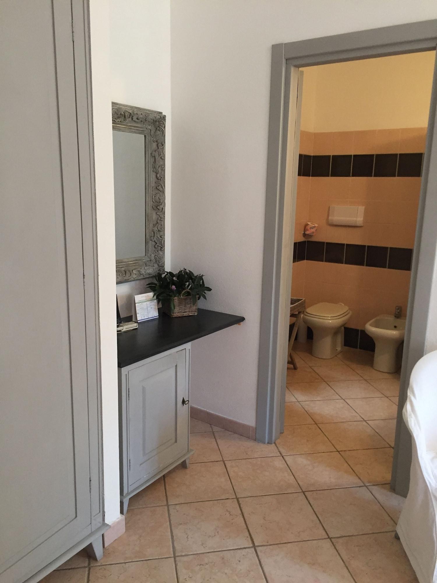Гостевой дом Relais Fenicottero Rosa Порто-Таверна Экстерьер фото